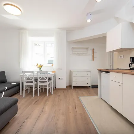 Lota Apartment Bibinje