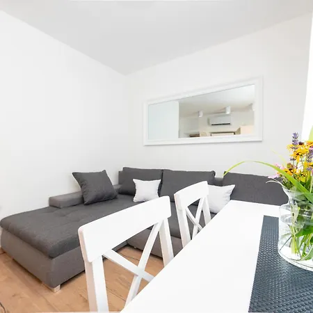 Lota Apartment