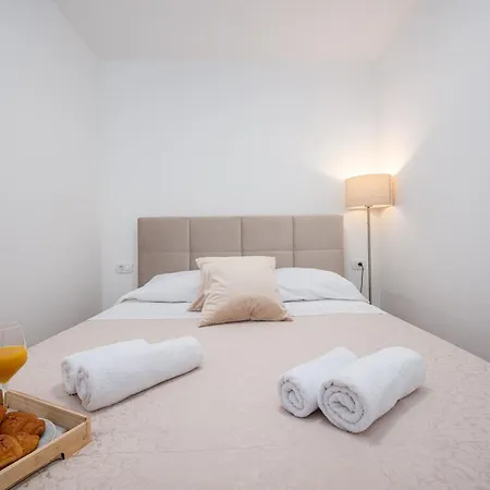 Lota Apartment *